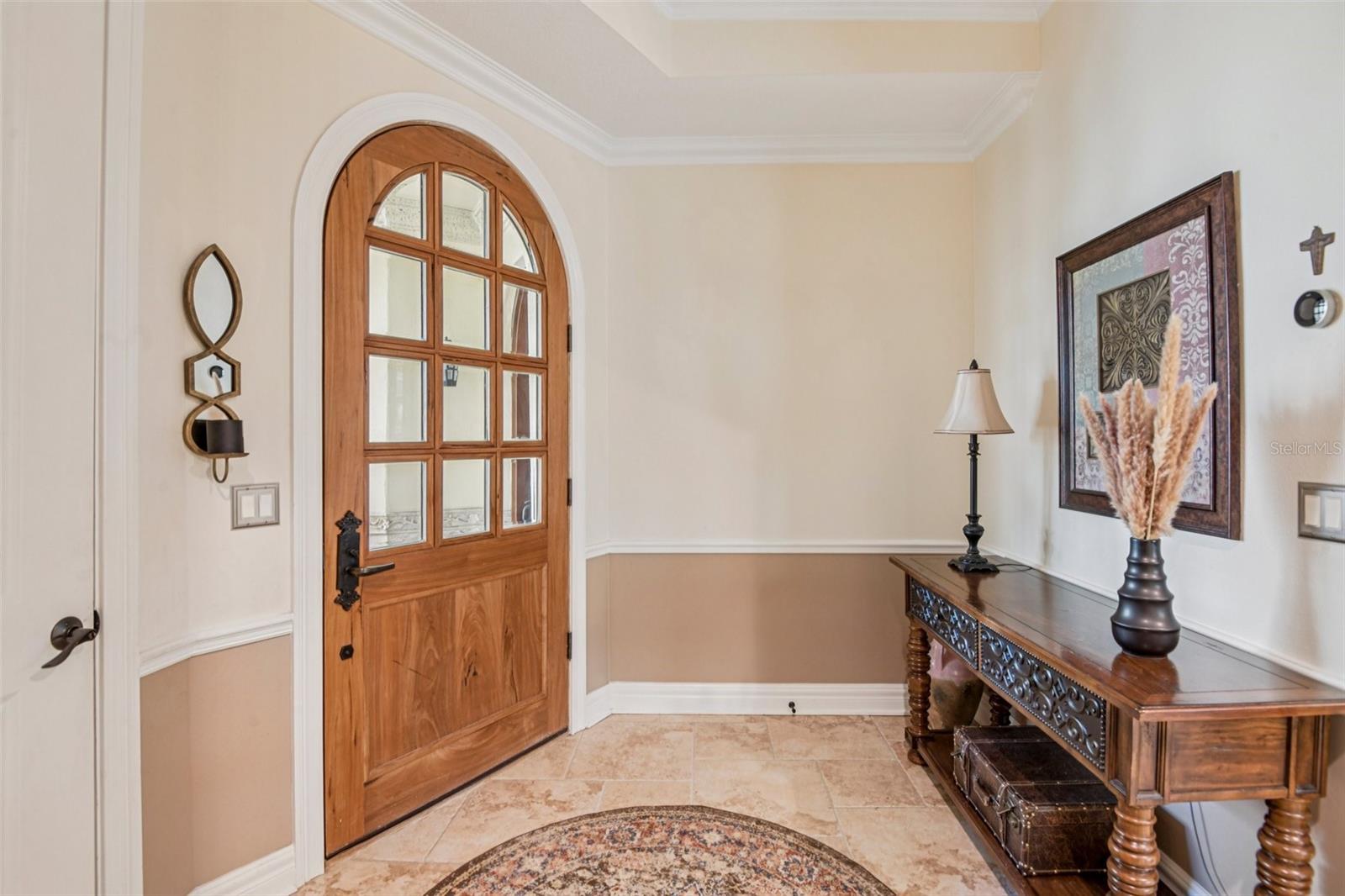 Image 4 of 35 For 3841 Azeele Street