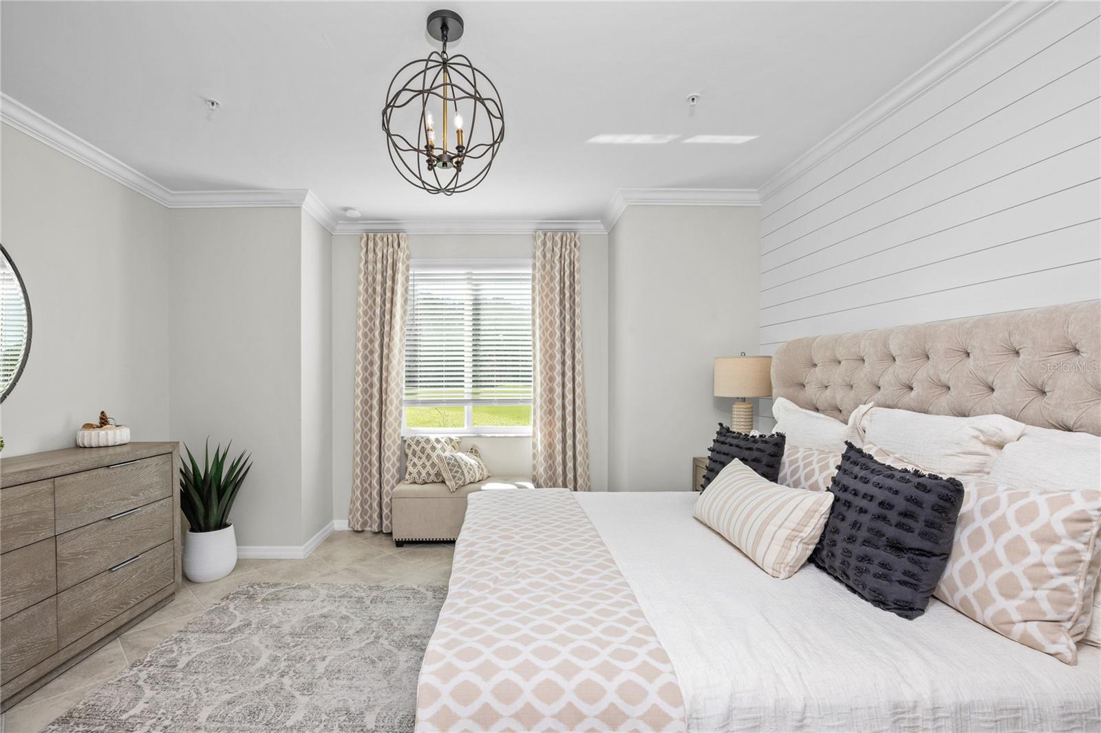 Image 16 of 24 For 19007 Scallop Loop 201