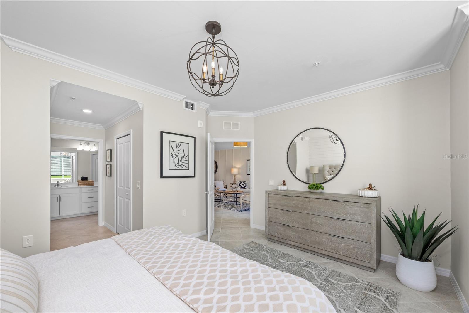 Image 20 of 24 For 19007 Scallop Loop 201