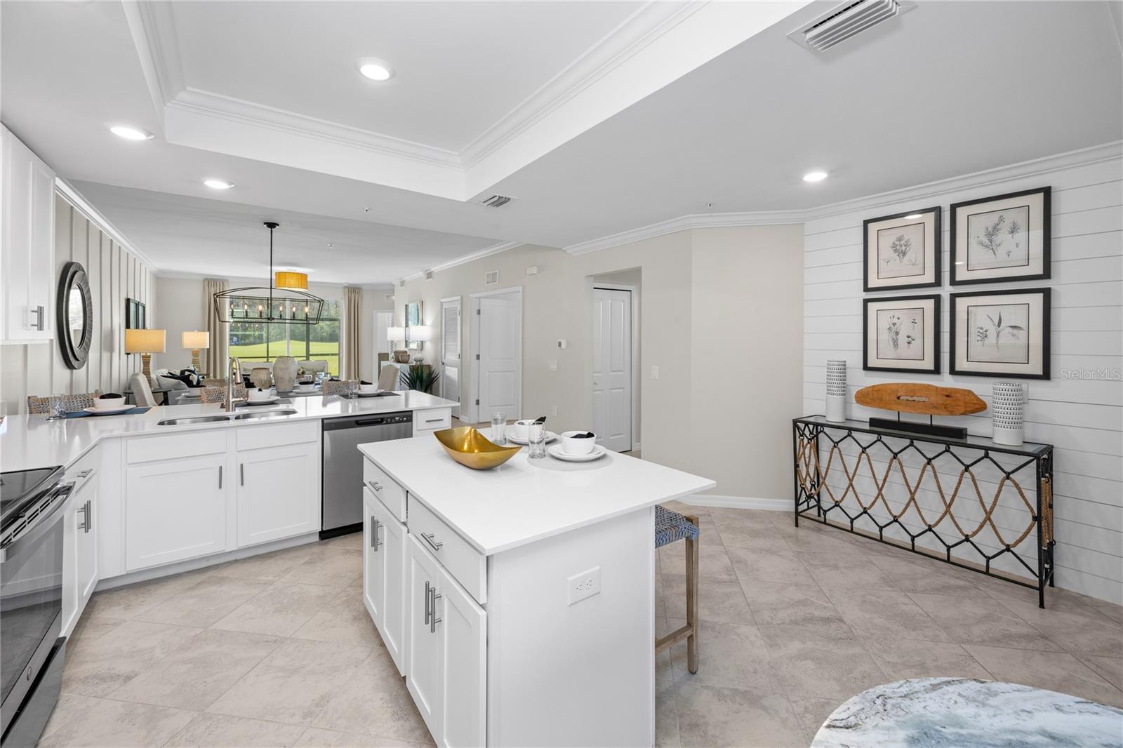 Image 8 of 24 For 19007 Scallop Loop 201