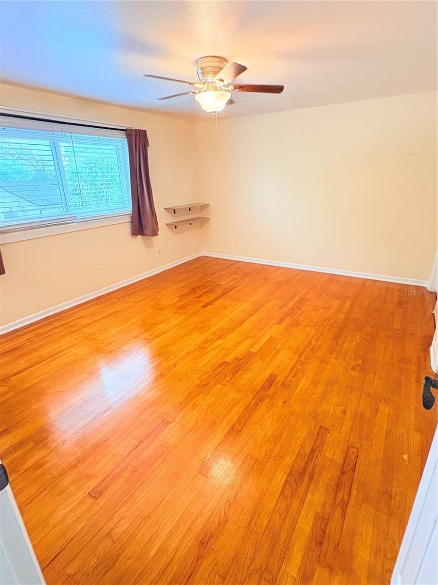 Image 19 of 27 For 4725 Soapstone Drive