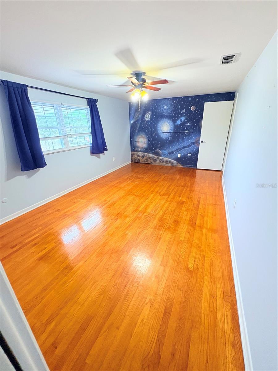 Image 23 of 27 For 4725 Soapstone Drive