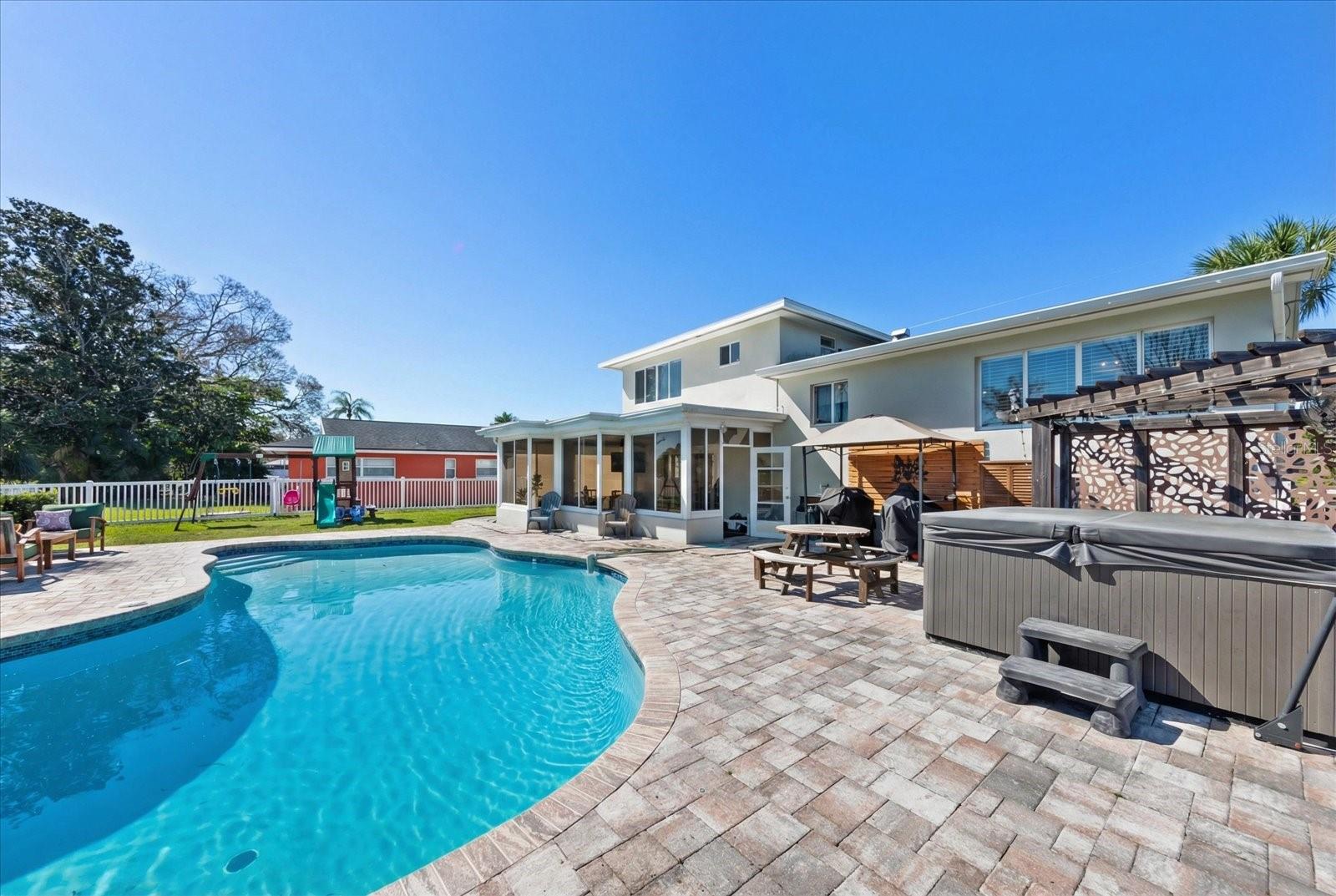 Image 25 of 29 For 6511 Augusta Boulevard