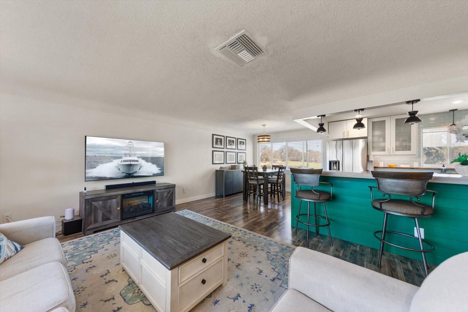 Image 5 of 29 For 6511 Augusta Boulevard