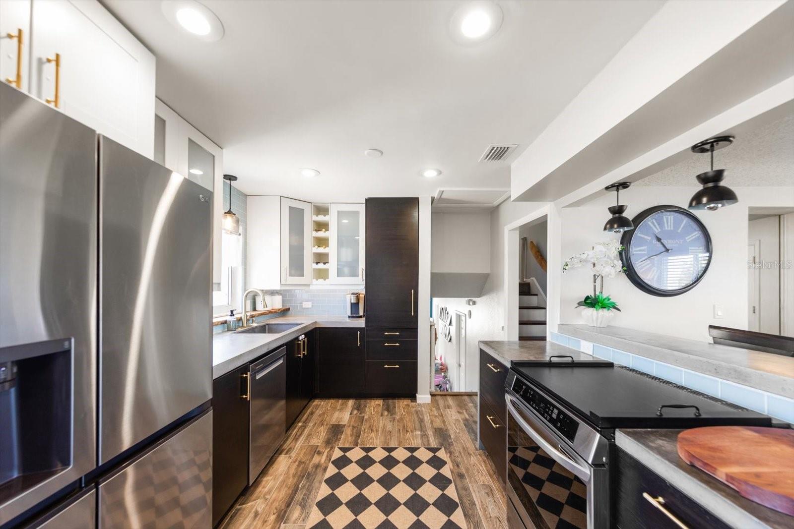 Image 9 of 29 For 6511 Augusta Boulevard