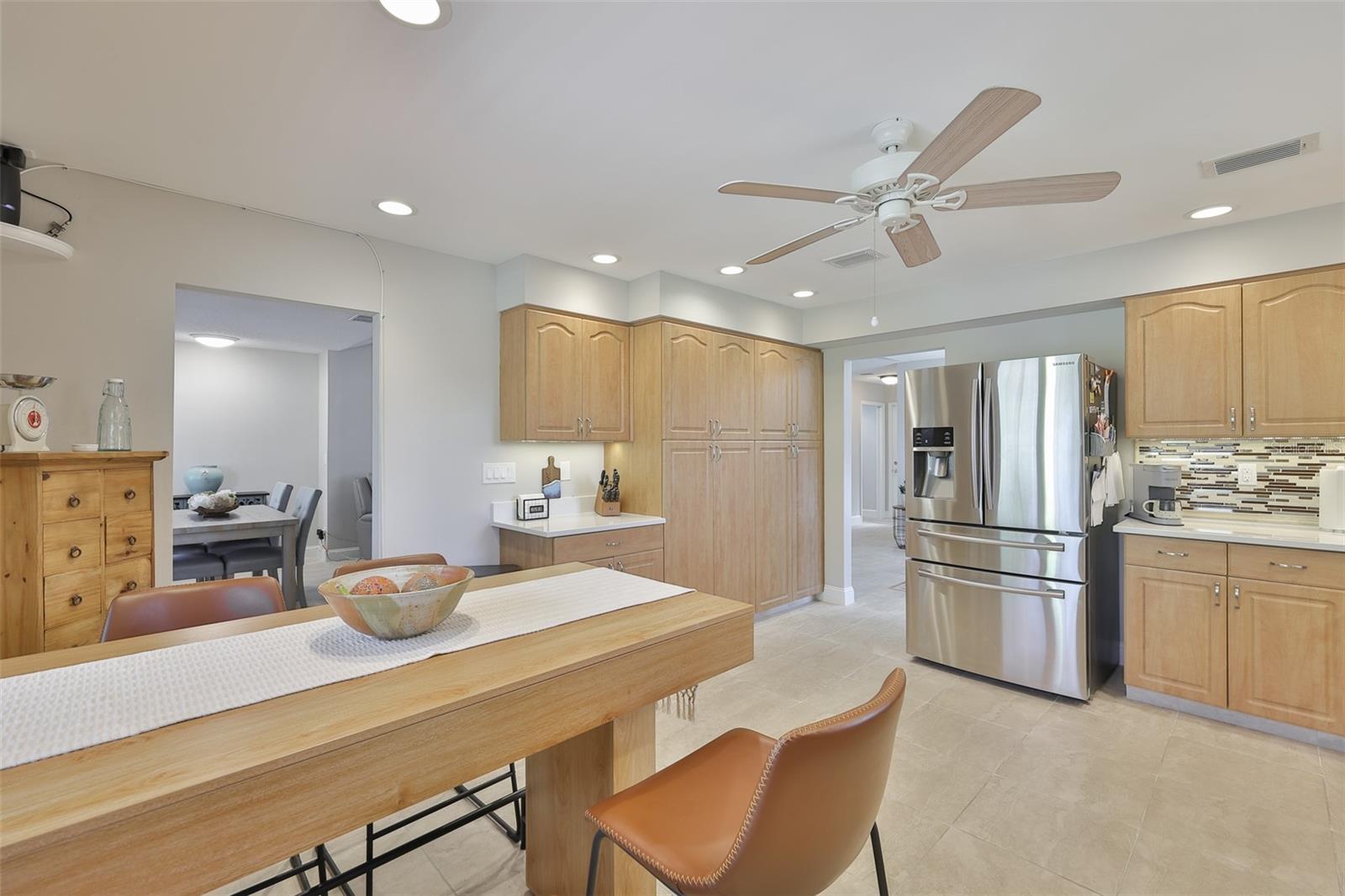 Image 17 of 57 For 315 Linger Lane