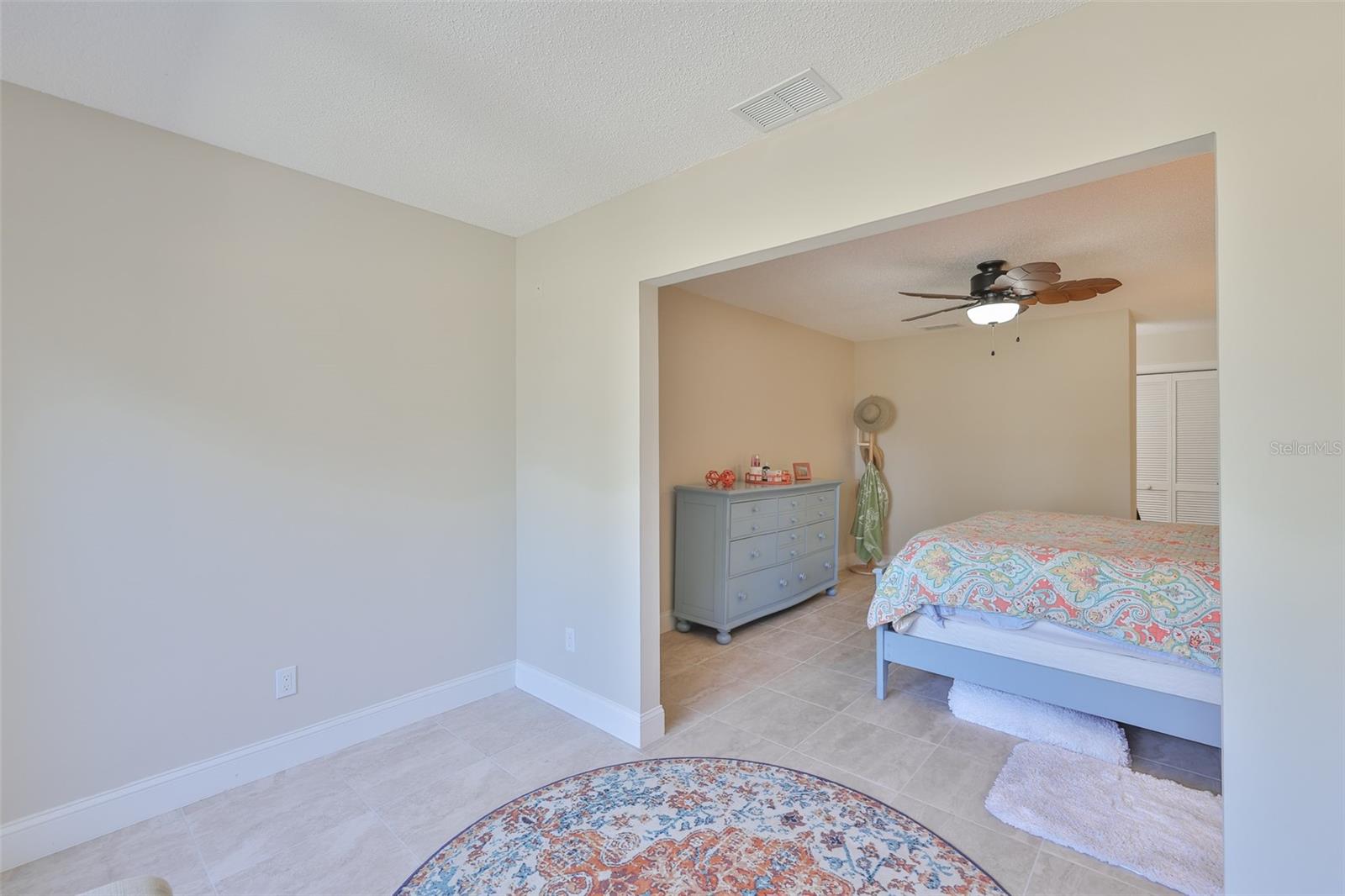 Image 26 of 57 For 315 Linger Lane