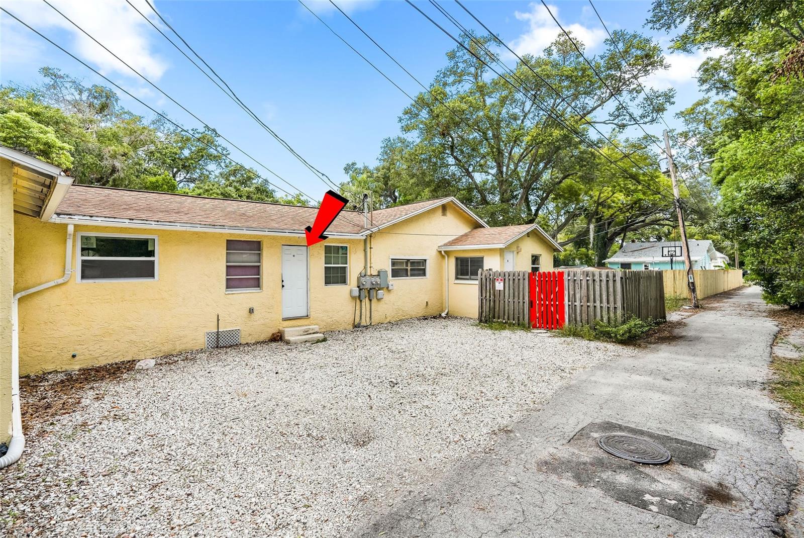 Image 12 of 14 For 910 Jones Street C