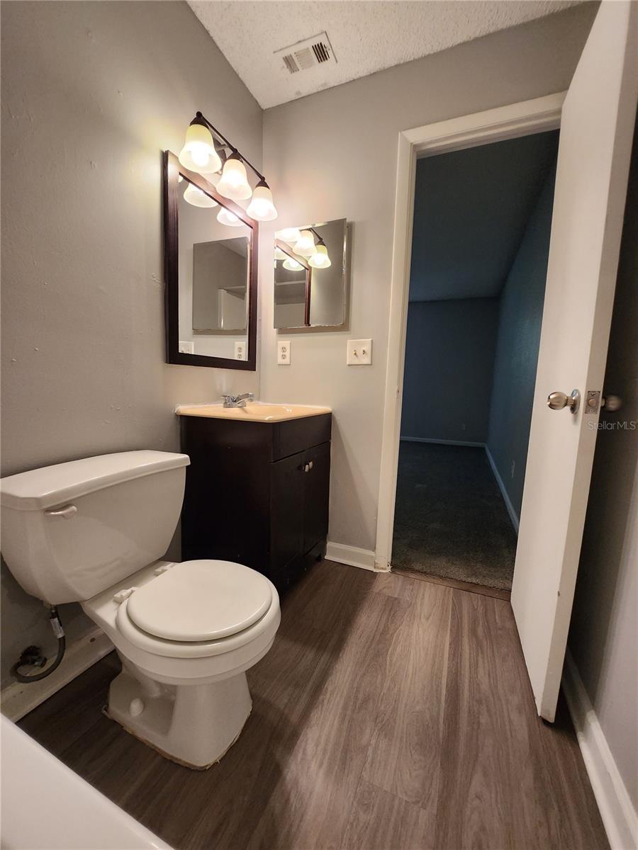 Image 12 of 20 For 221 Red Cedar Place 221