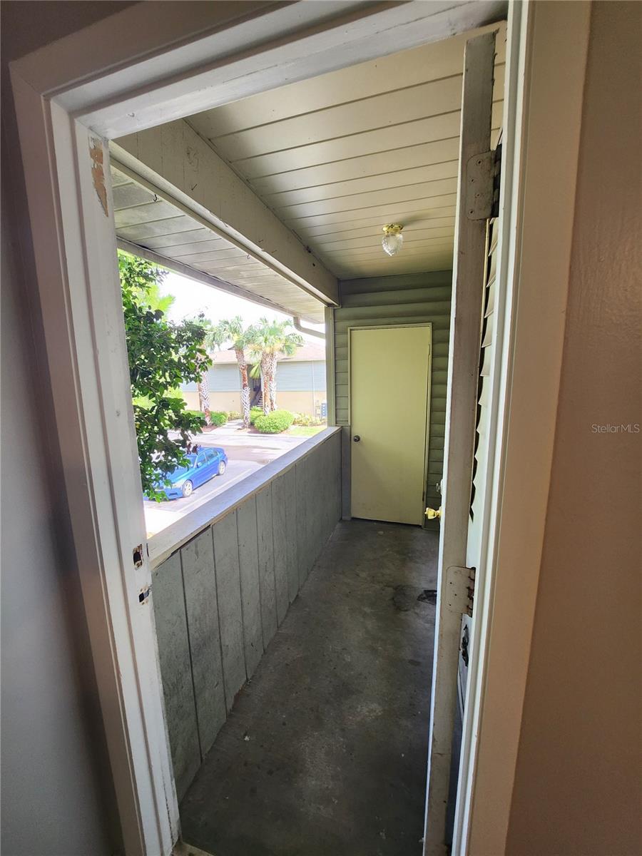 Image 14 of 20 For 221 Red Cedar Place 221