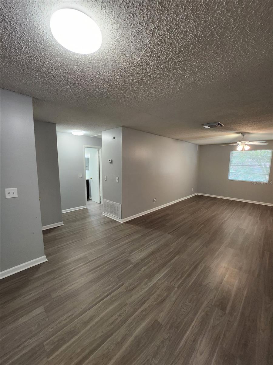 Image 5 of 20 For 221 Red Cedar Place 221