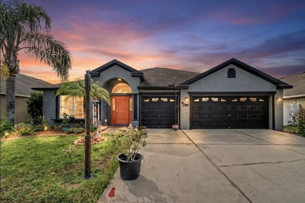 Image 2 of 65 For 10813 Rockledge View Drive