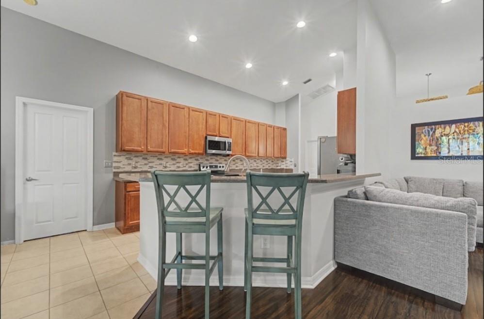 Image 21 of 65 For 10813 Rockledge View Drive