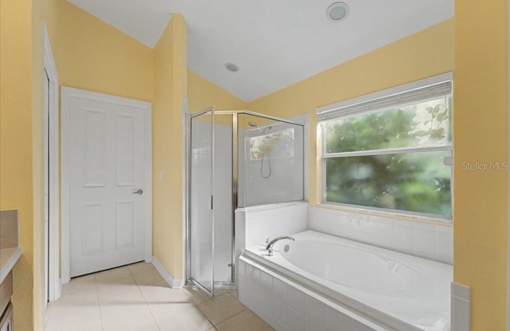 Image 31 of 65 For 10813 Rockledge View Drive