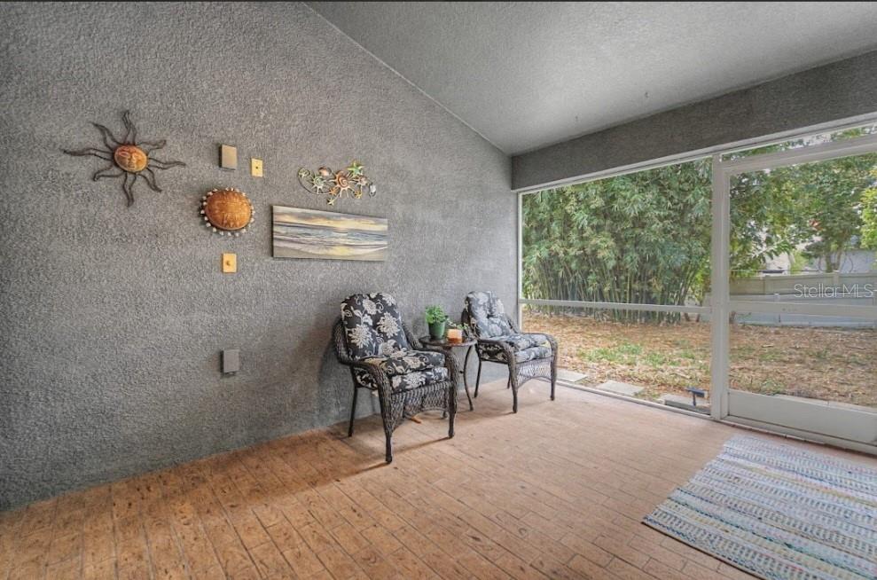 Image 44 of 65 For 10813 Rockledge View Drive