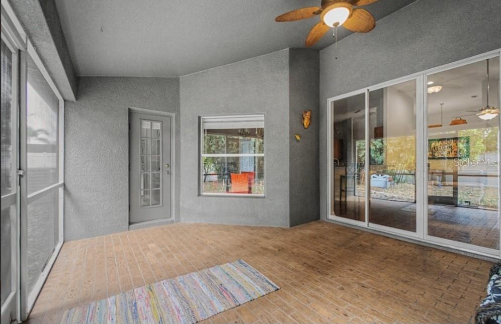 Image 45 of 65 For 10813 Rockledge View Drive