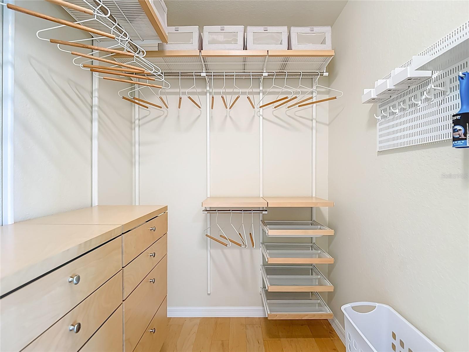 Image 23 of 47 For 147 Sherrill Street