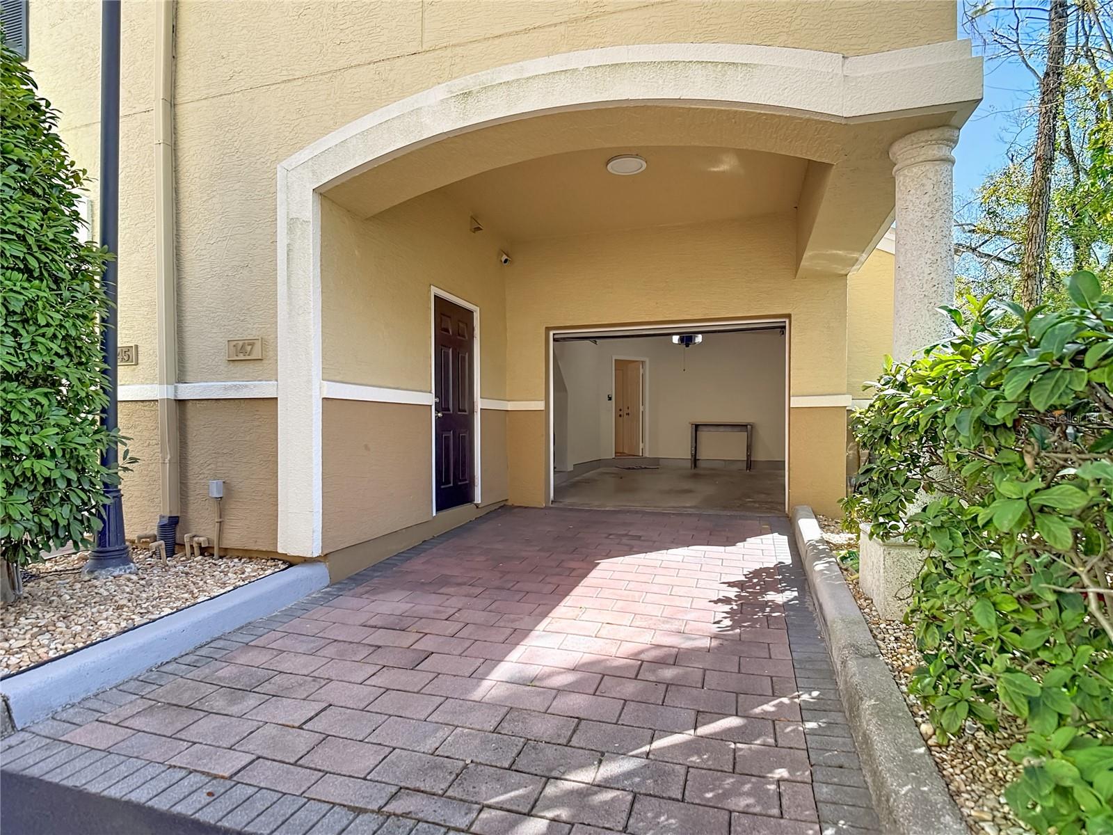 Image 33 of 47 For 147 Sherrill Street