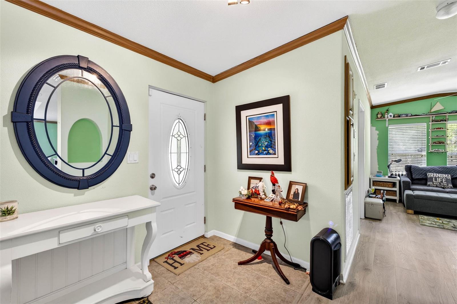 Image 33 of 79 For 3308 24th Avenue Se