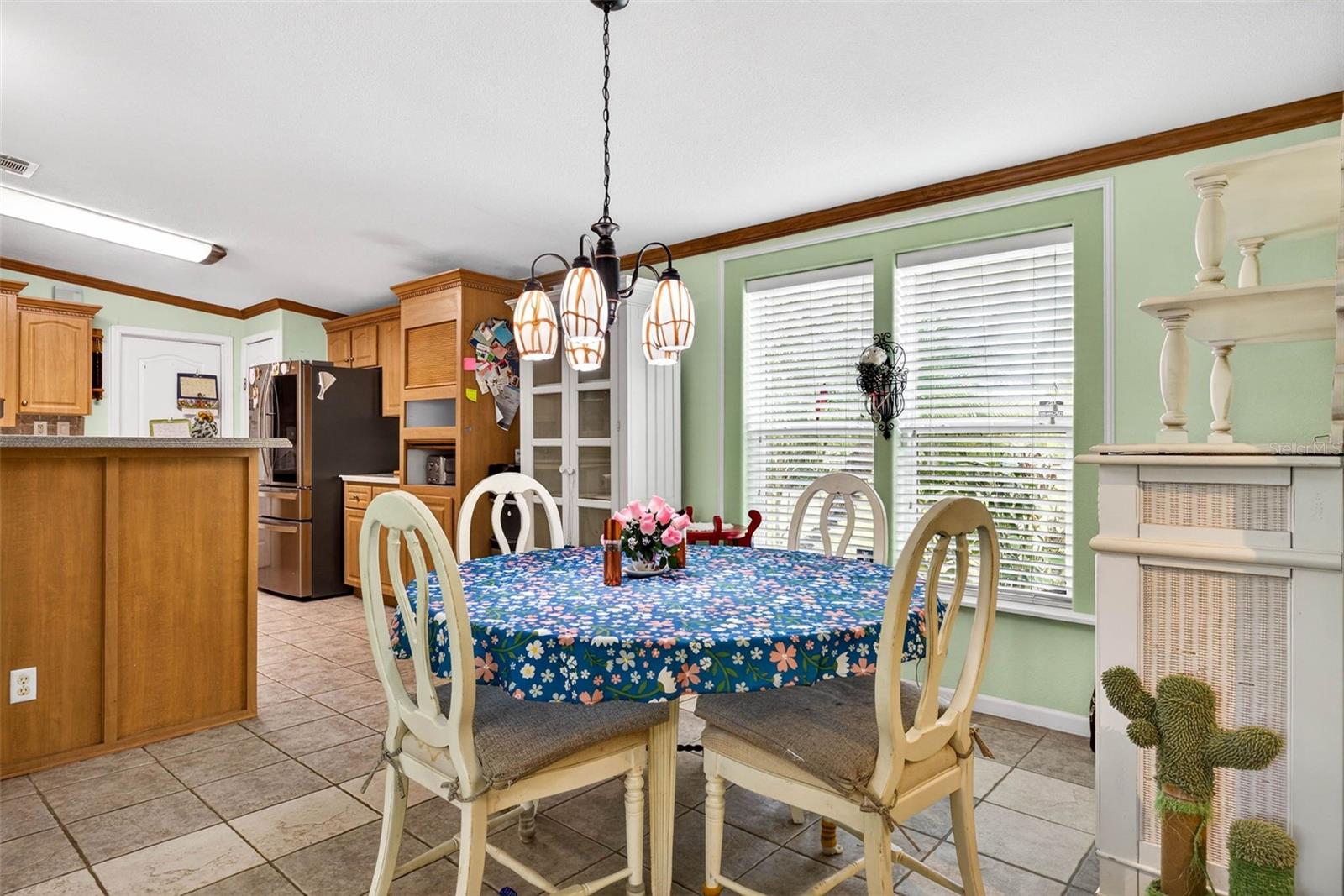 Image 36 of 79 For 3308 24th Avenue Se