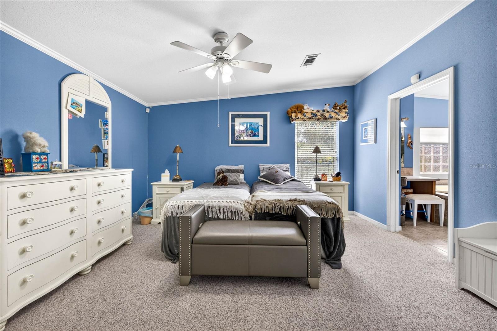 Image 48 of 79 For 3308 24th Avenue Se