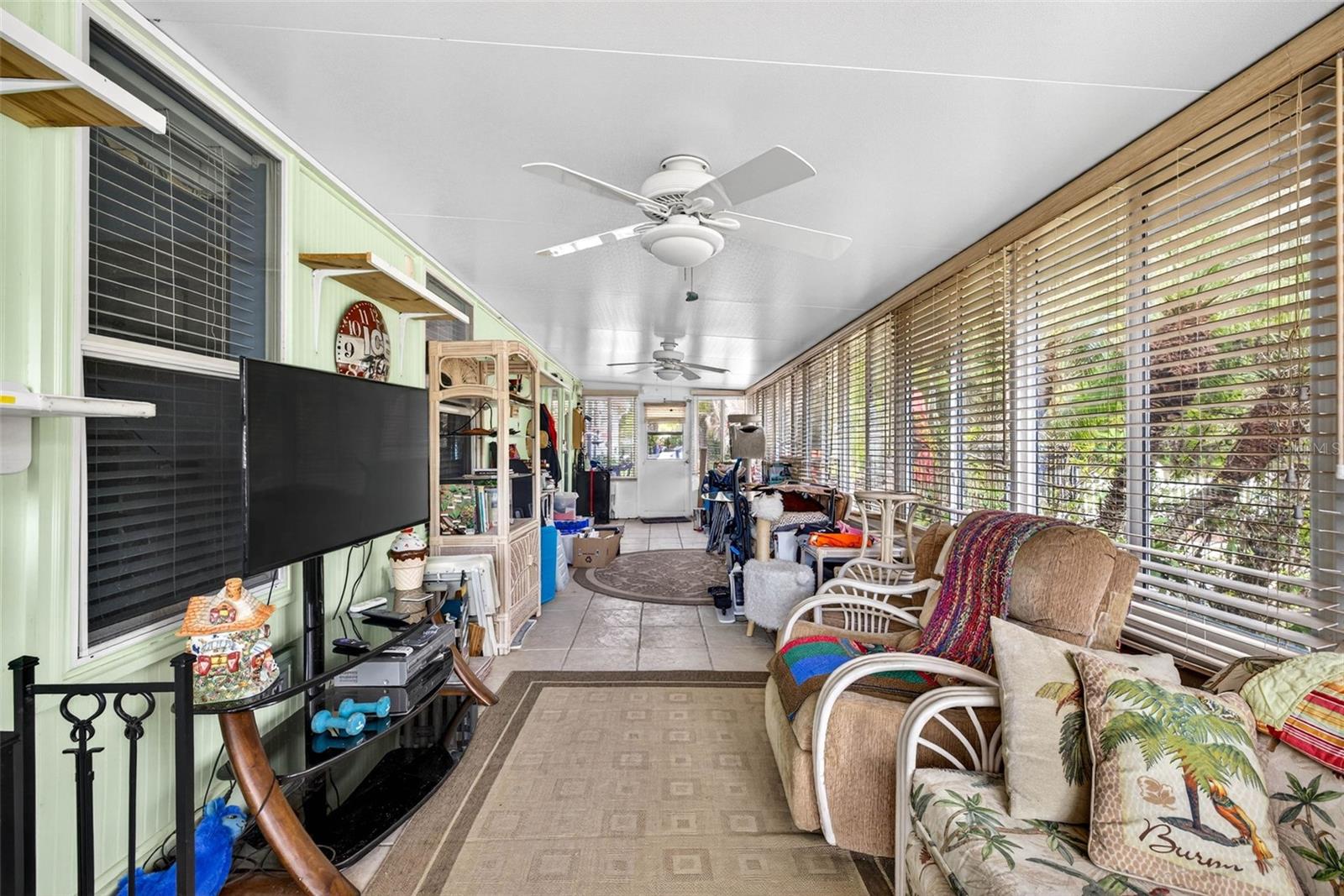 Image 56 of 79 For 3308 24th Avenue Se