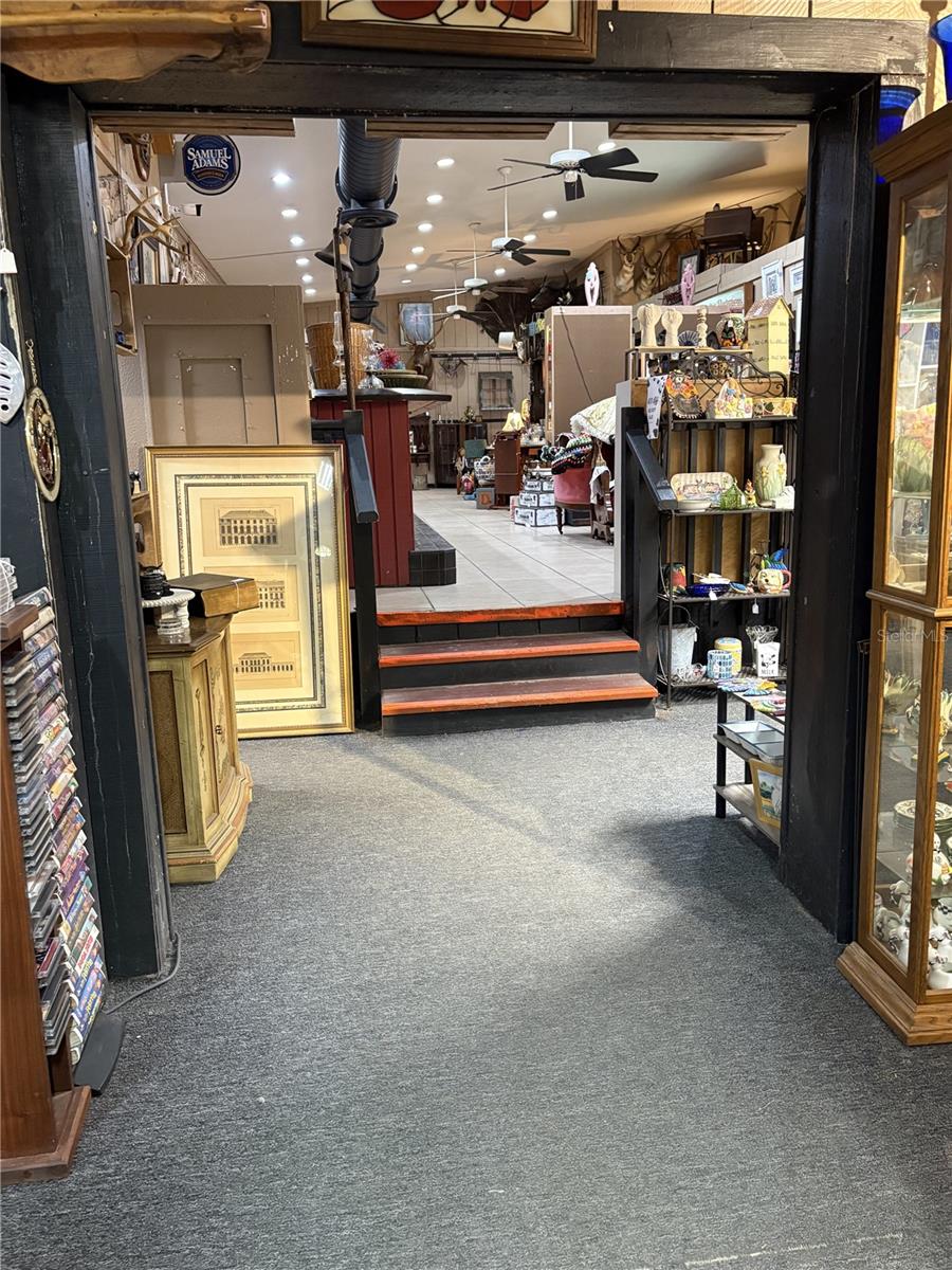 Image 16 of 28 For 11738 Broad Street