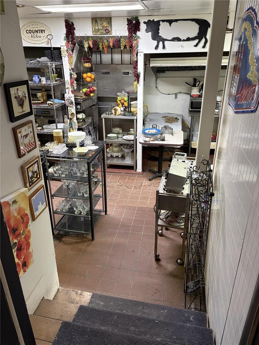 Image 25 of 28 For 11738 Broad Street