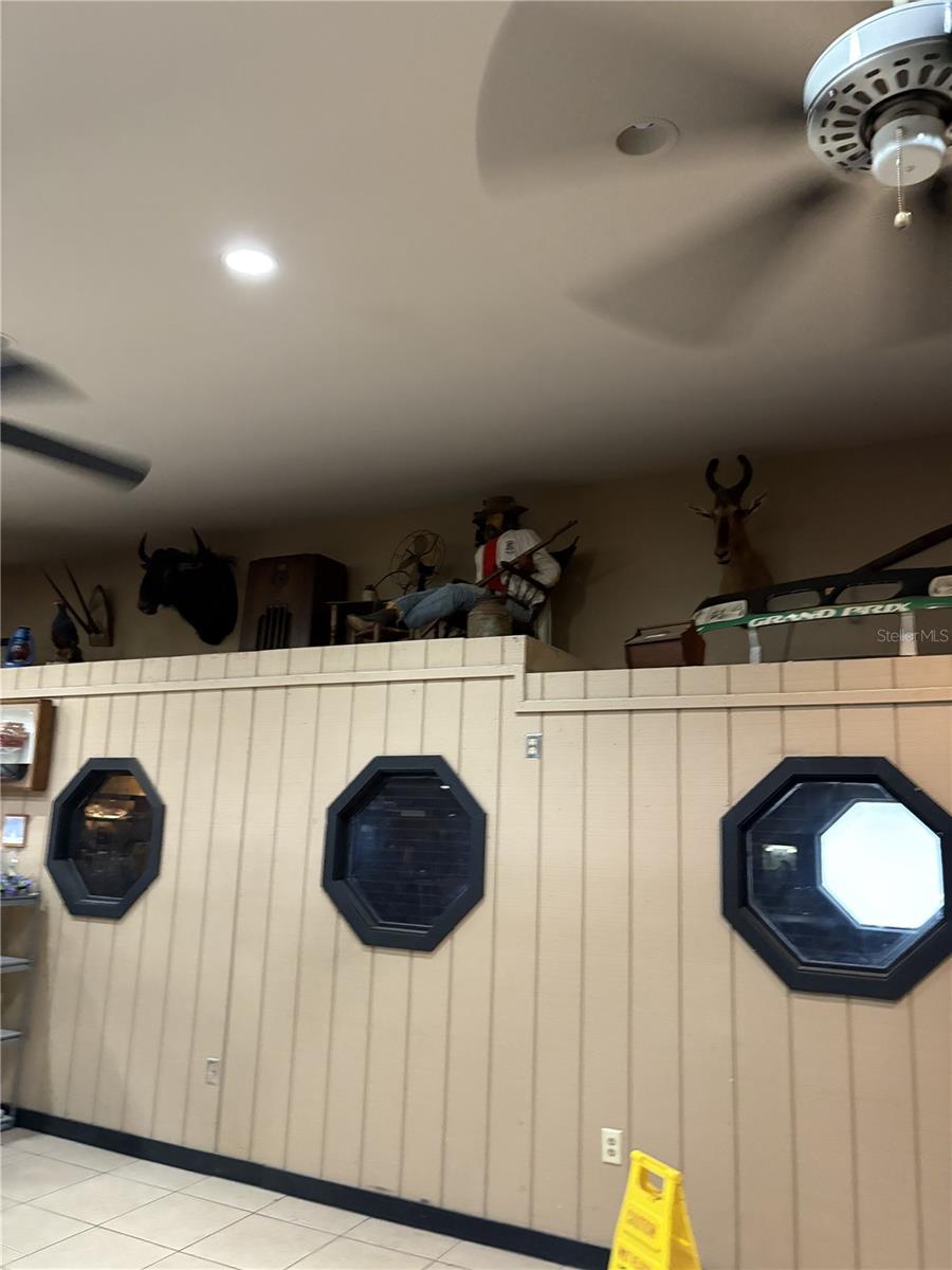 Image 9 of 28 For 11738 Broad Street