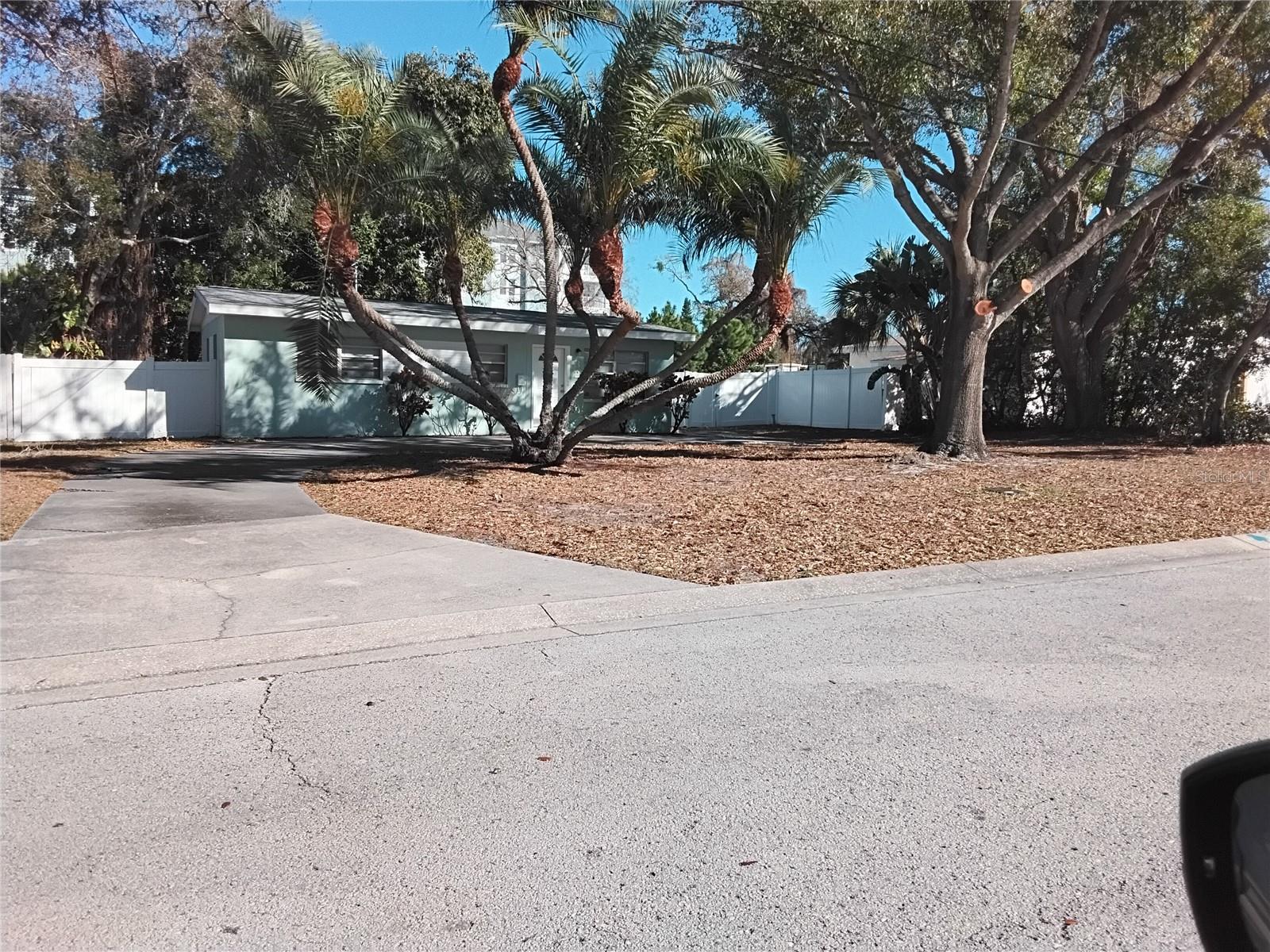 Image 2 of 22 For 327 Barbara Circle