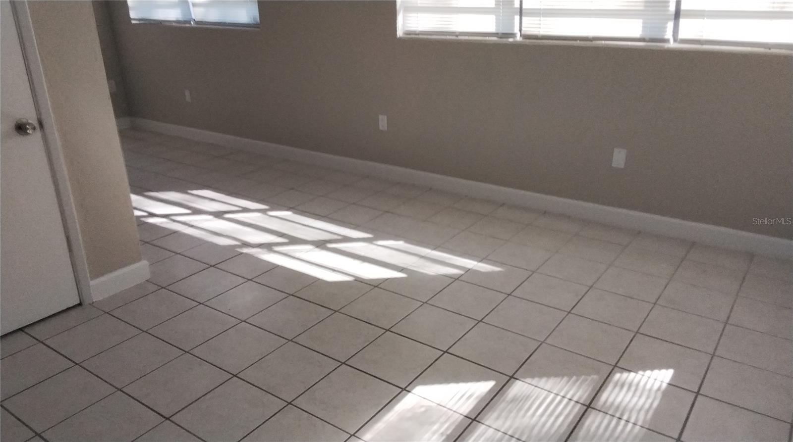 Image 9 of 22 For 327 Barbara Circle