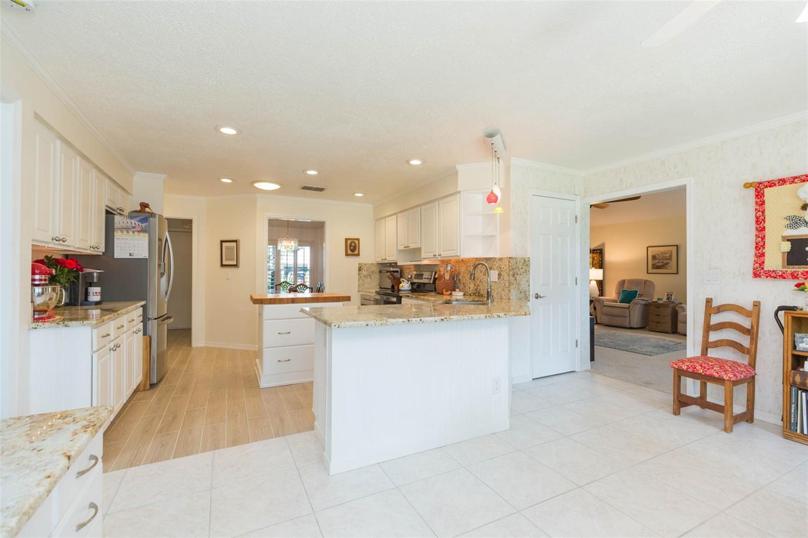 Image 10 of 60 For 2207 Creek Court