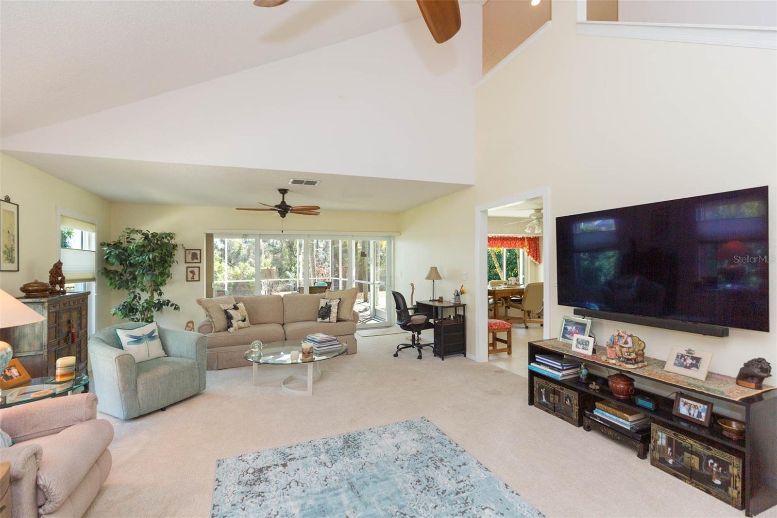 Image 18 of 60 For 2207 Creek Court