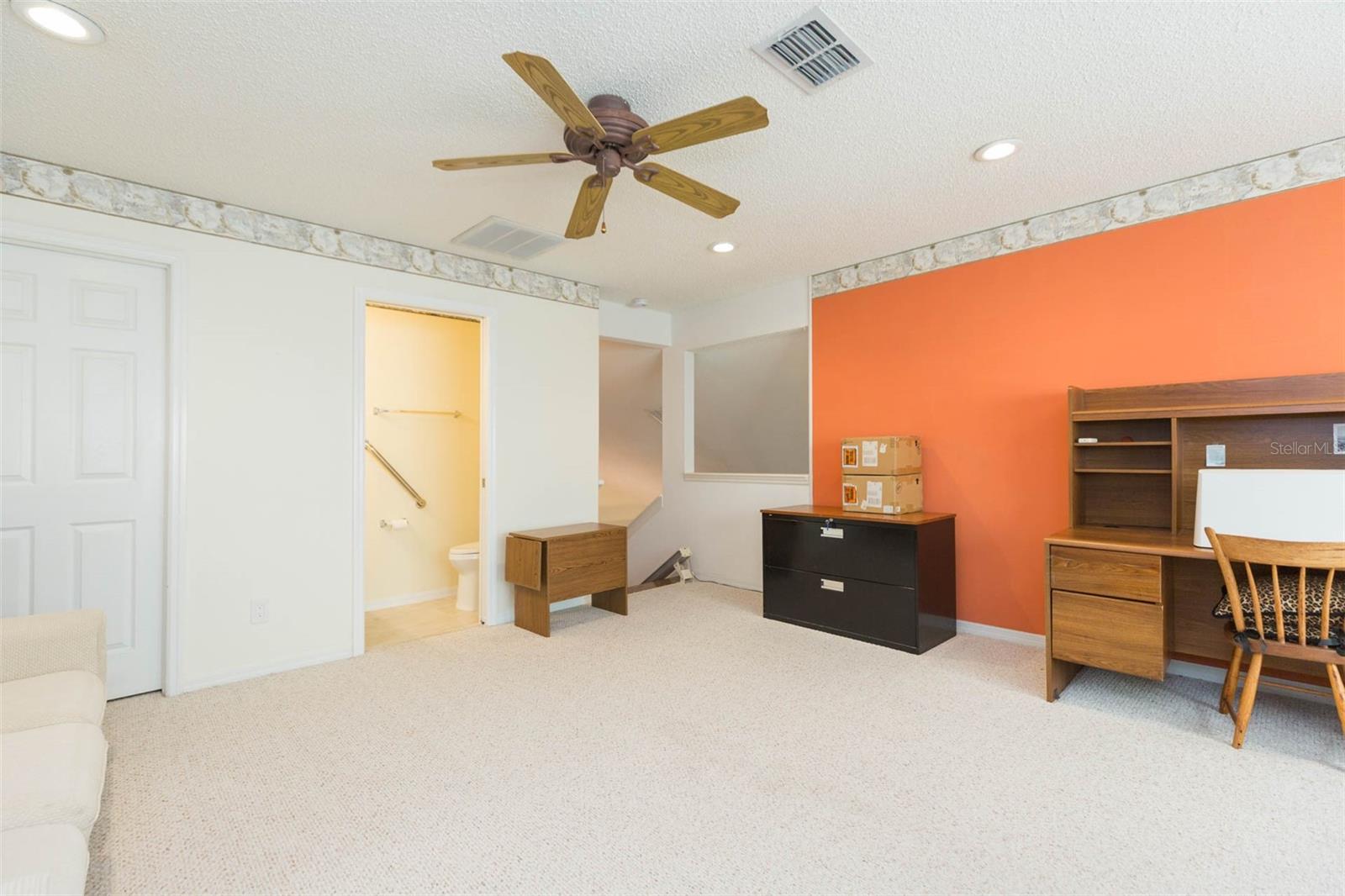 Image 36 of 60 For 2207 Creek Court