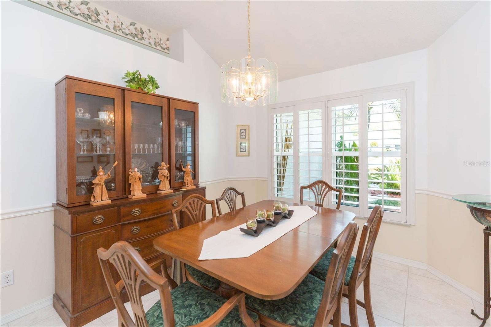 Image 8 of 60 For 2207 Creek Court