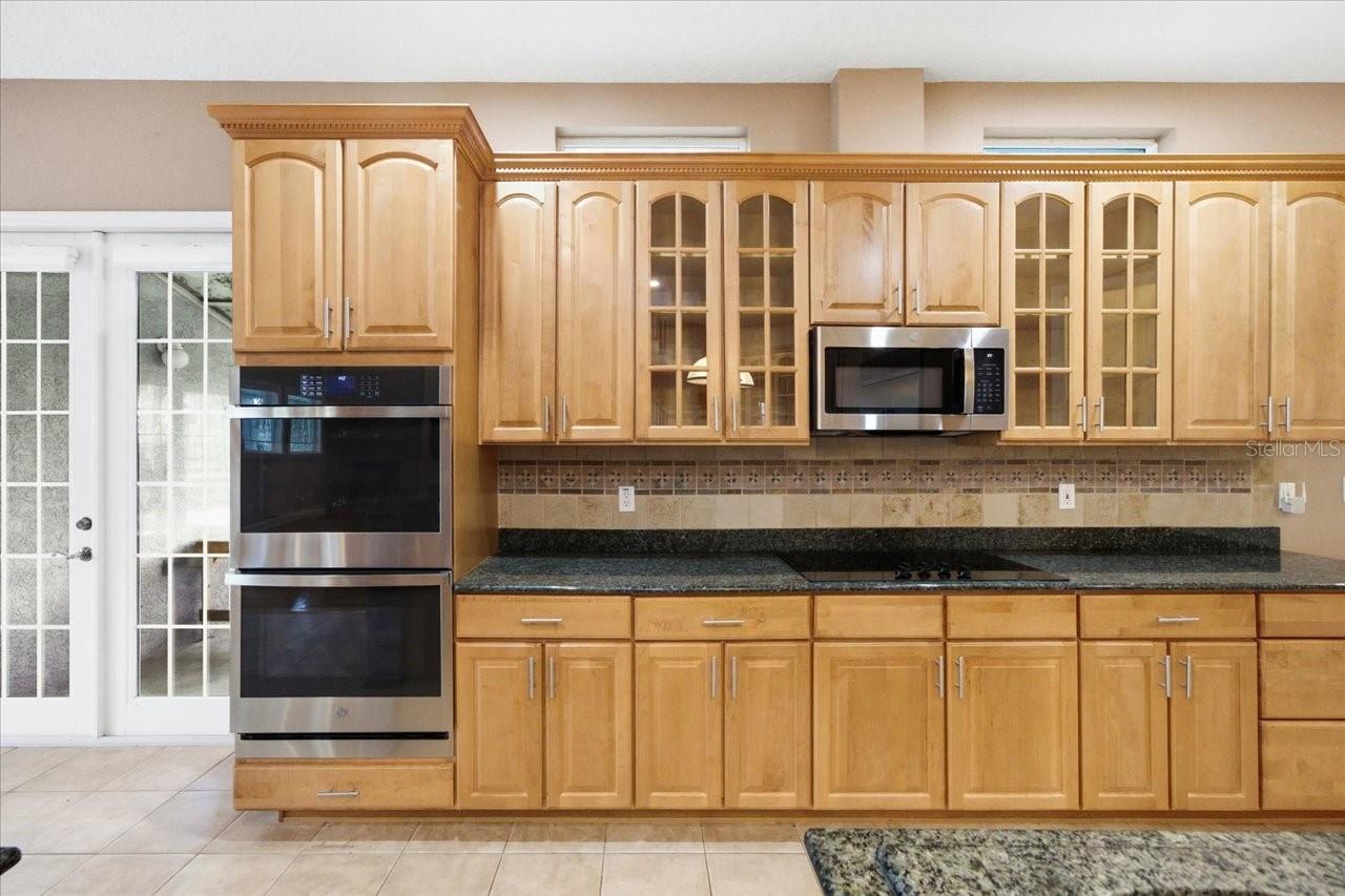 Image 17 of 54 For 12002 Hope Lane