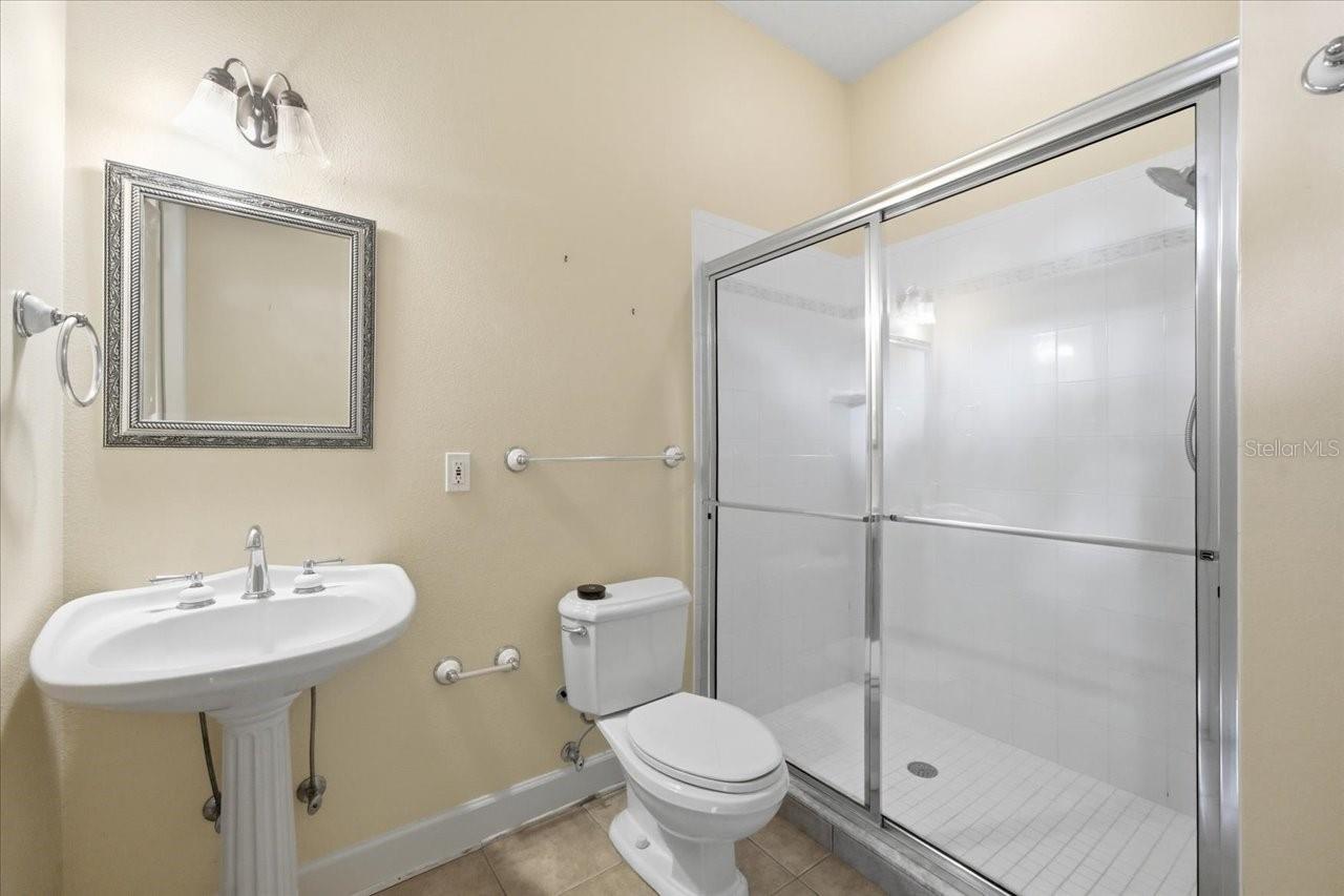 Image 37 of 54 For 12002 Hope Lane