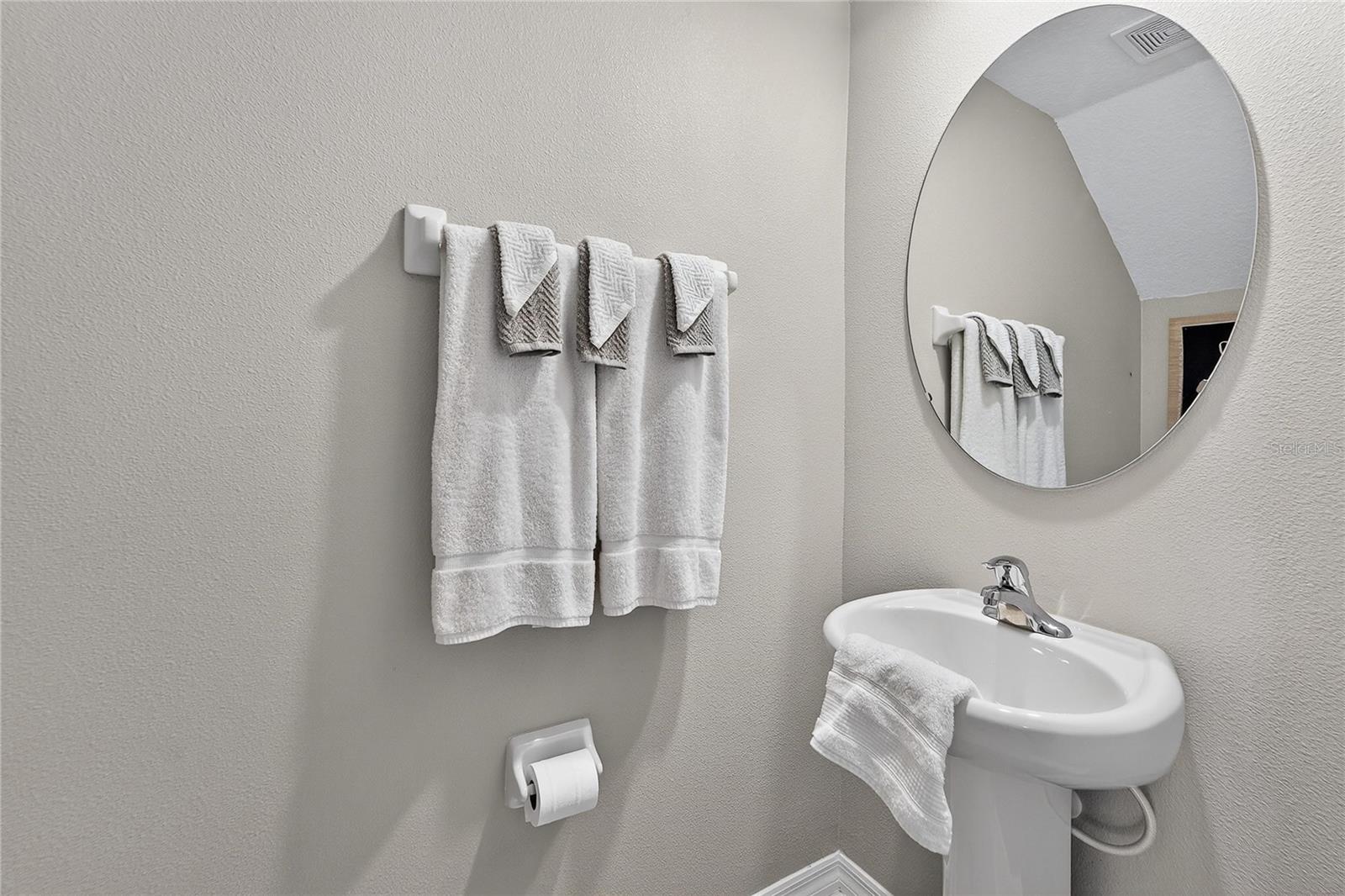 Image 13 of 48 For 15519 Prestwick Rose Place