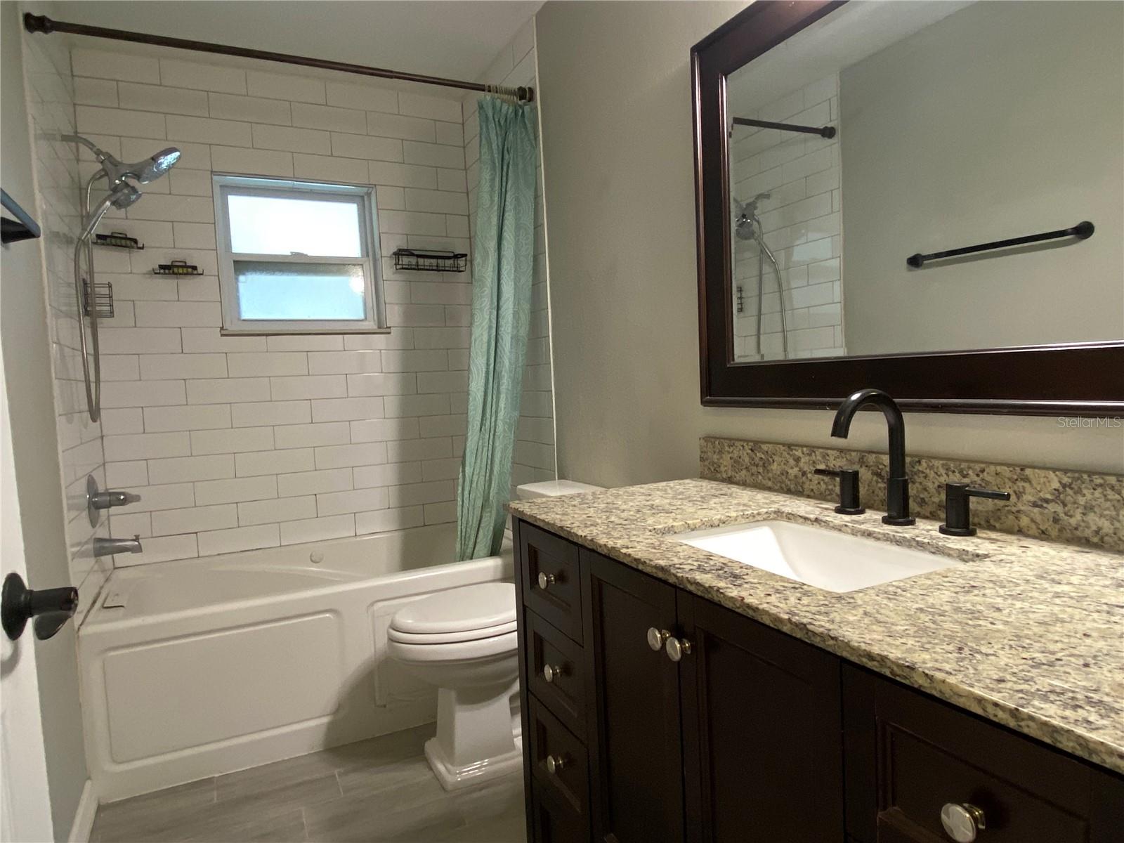 Image 16 of 30 For 39656 Meadowood Loop