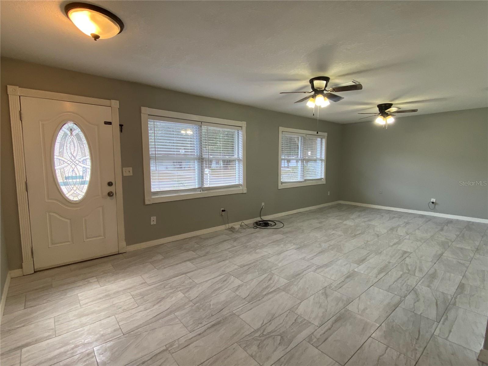 Image 4 of 30 For 39656 Meadowood Loop