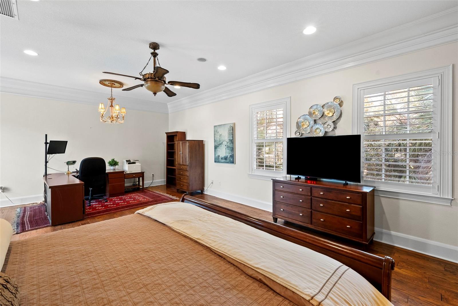 Image 72 of 96 For 4911 Melrose Avenue S