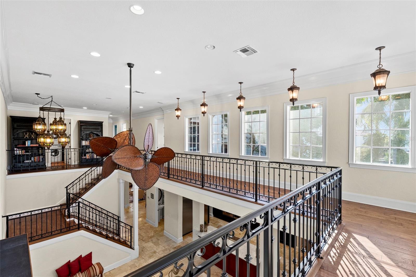 Image 83 of 96 For 4911 Melrose Avenue S