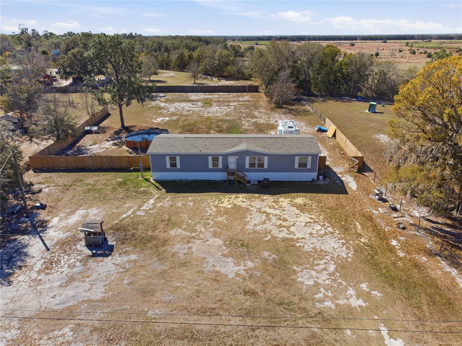 Image 34 of 40 For 6109 Pinetree Drive