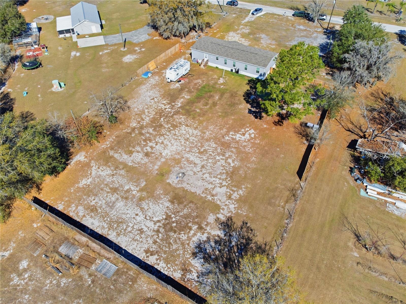 Image 38 of 40 For 6109 Pinetree Drive