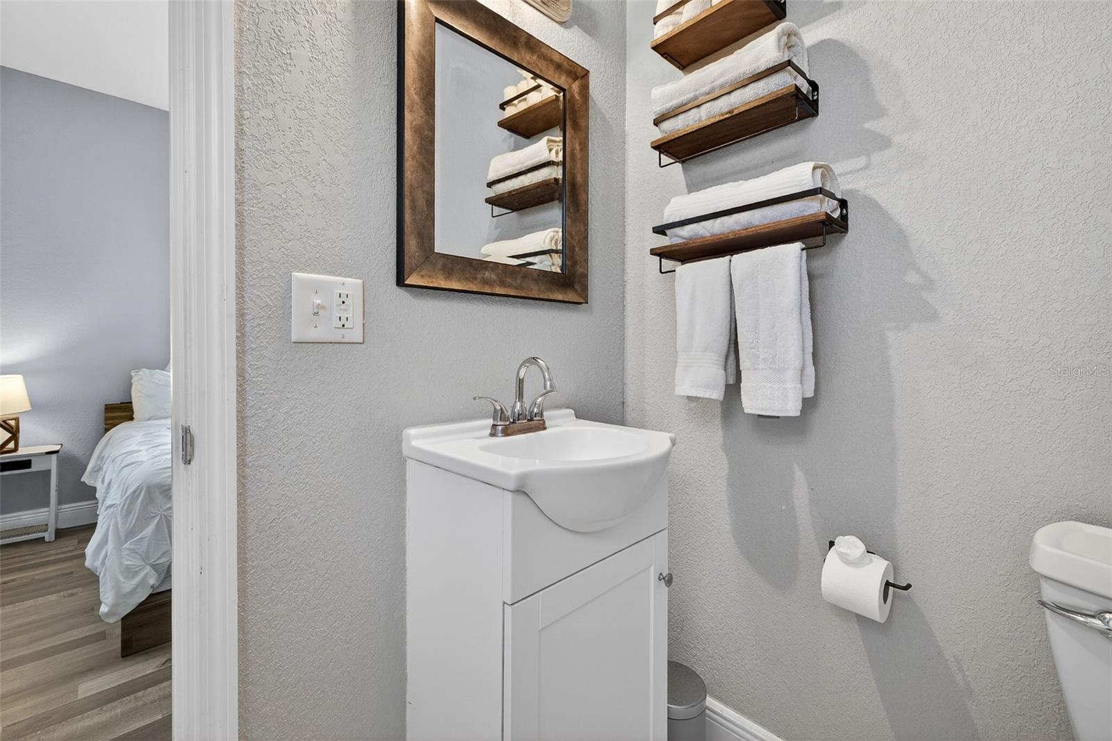 Image 13 of 20 For 2604 18th Avenue