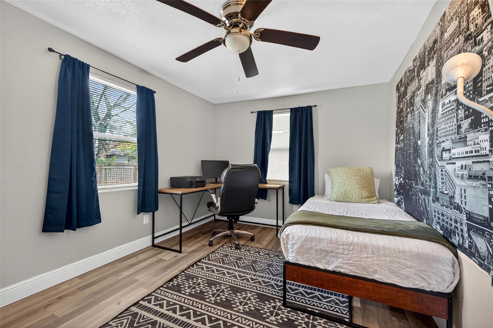 Image 15 of 20 For 2604 18th Avenue