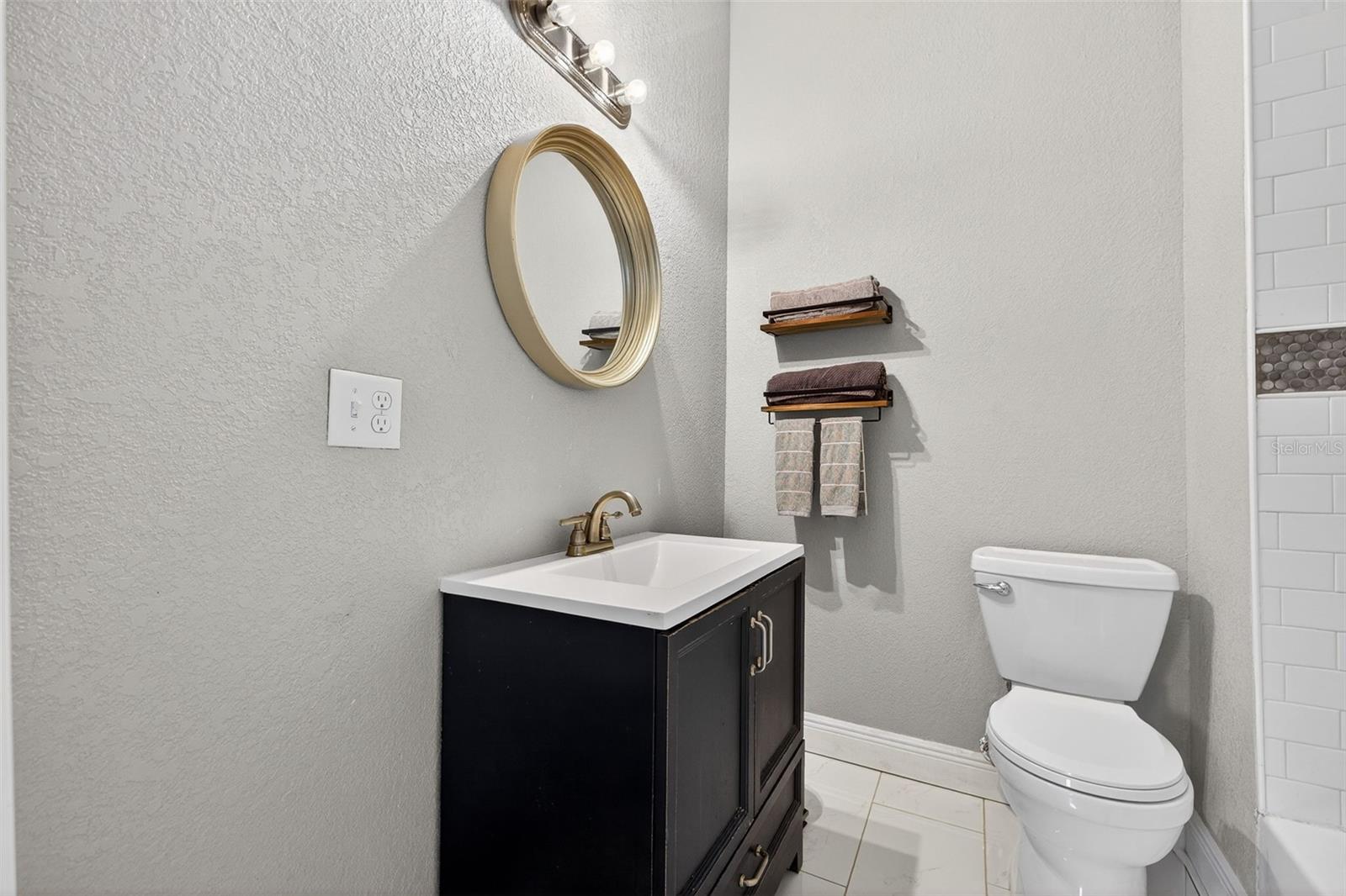 Image 16 of 20 For 2604 18th Avenue