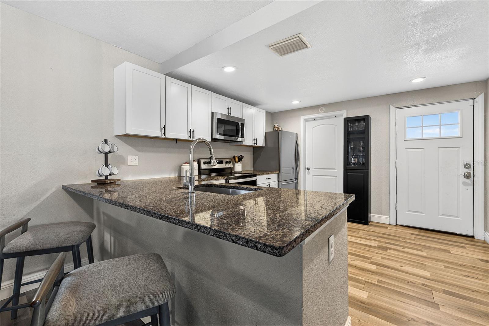 Image 7 of 20 For 2604 18th Avenue