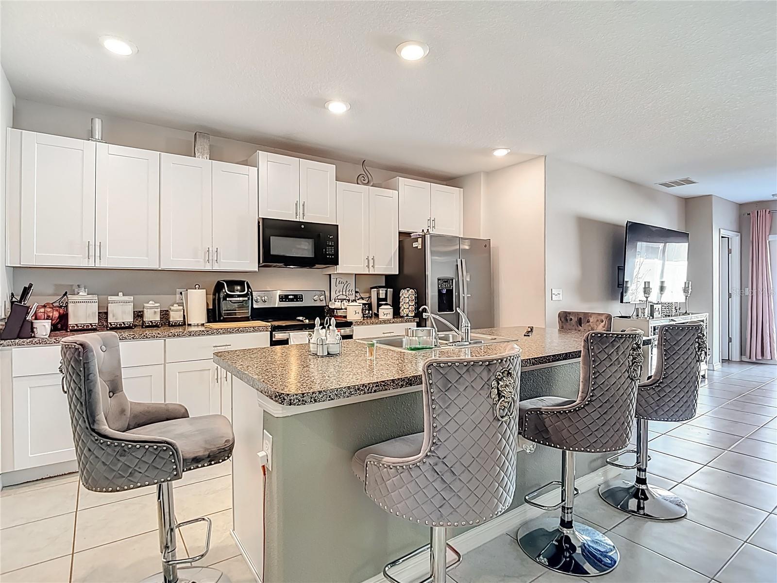 Image 20 of 75 For 4211 Romano Busciglio Street