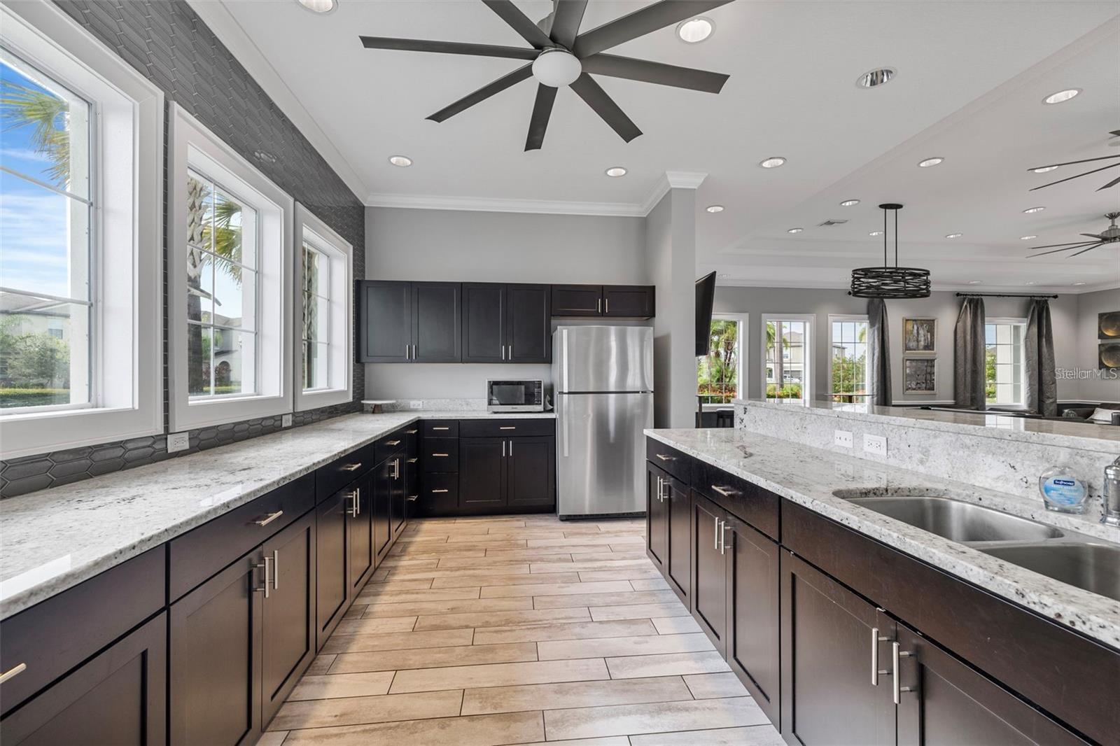 Image 64 of 75 For 4211 Romano Busciglio Street